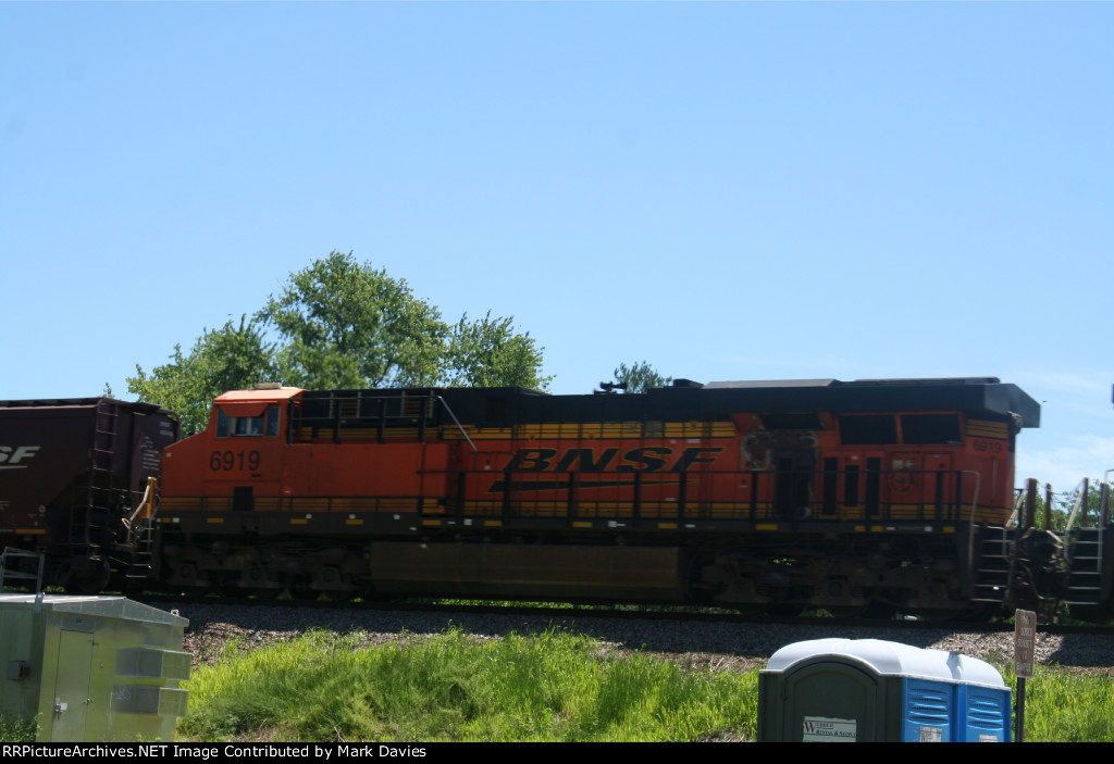 BNSF 6919